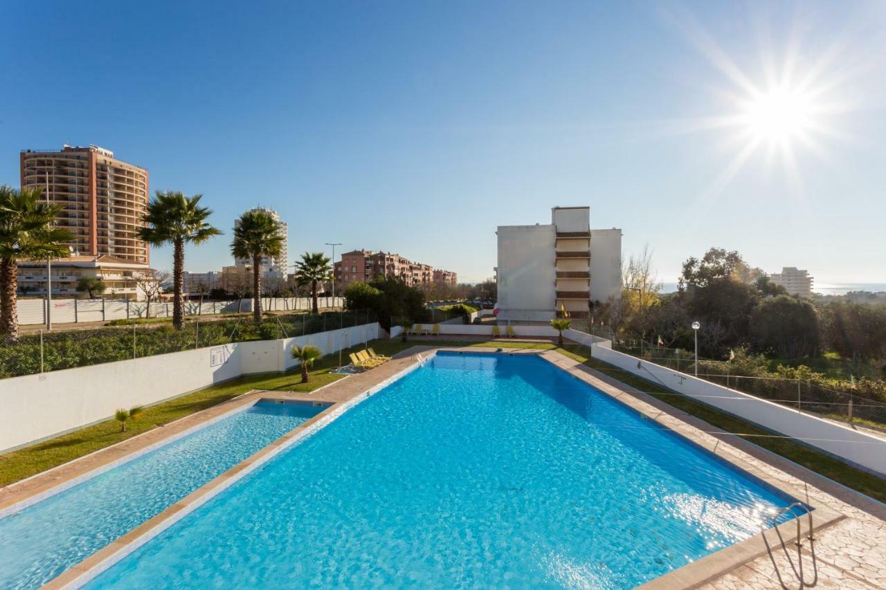 Rocha Vau Apartment